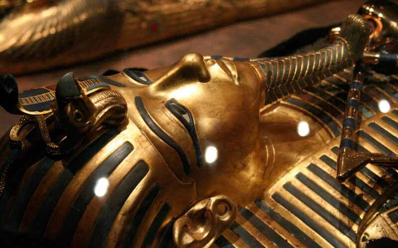Masca mortuară a lui Tutankhamon